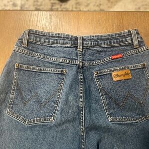 Wrangler Classic Blue Jeans with Signature Stitching